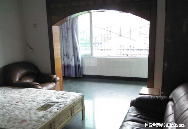 小市杜家街带阳台大单间分租 月付可长租可短租无中介费 - 房屋出租 - 房屋租售 - 泸州分类信息 - 泸州28生活网 luzhou.28life.net